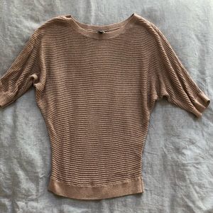 Express - Short sleeve sweater